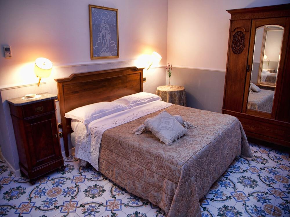 Experience Boutique Hotel - Villa Cimmino كاستيلاّماري دي ستا المظهر الخارجي الصورة